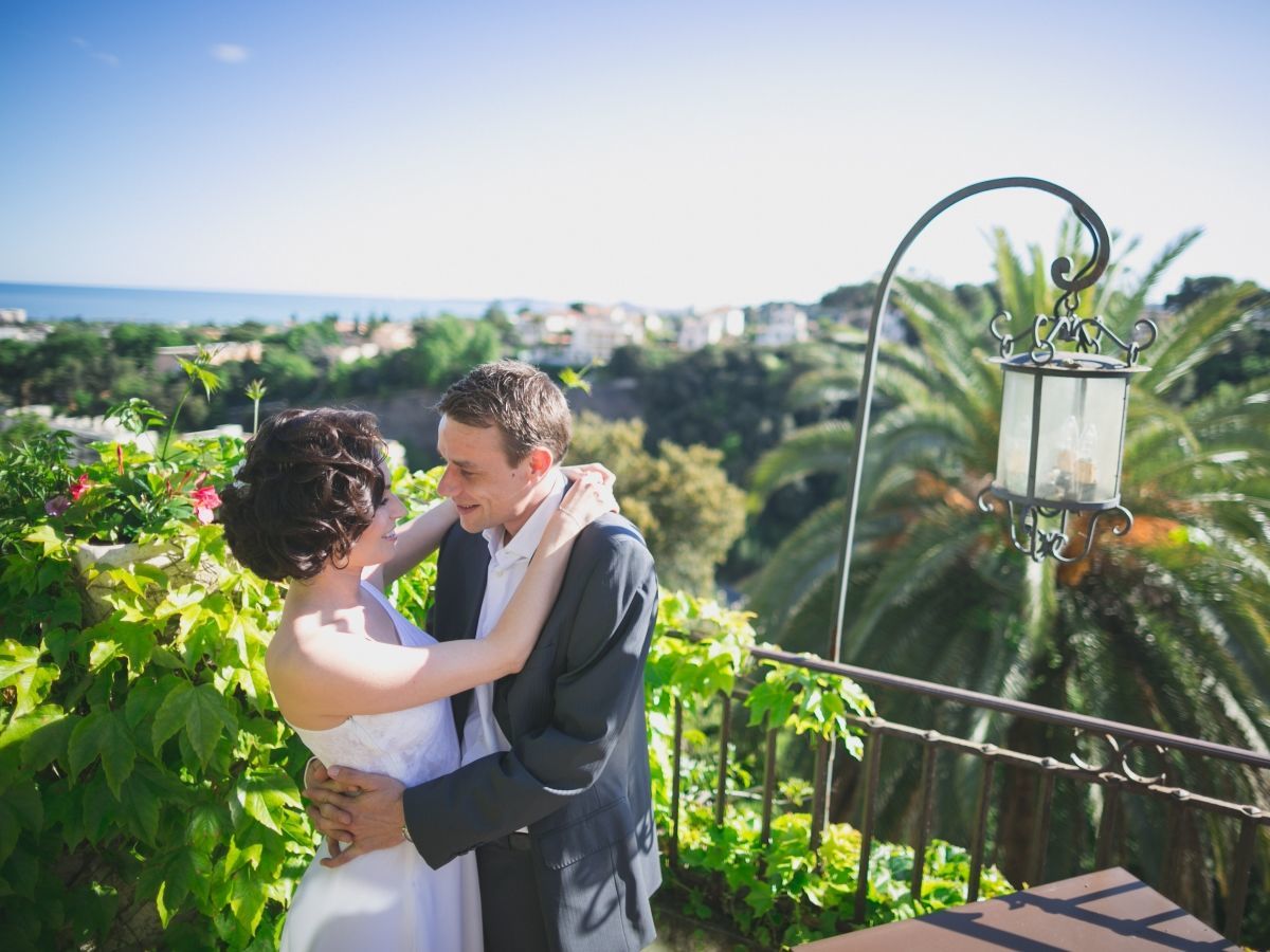 Romantic stay, honeymoon, engagement, wedding anniversary