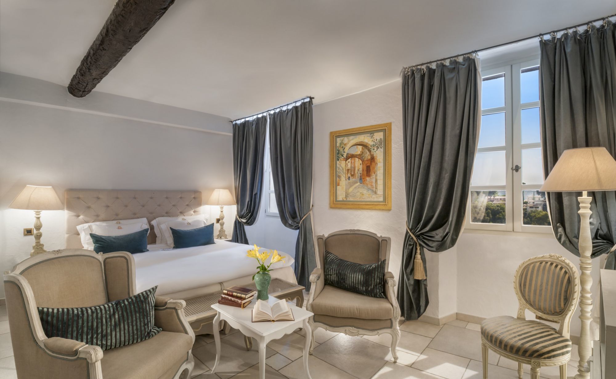 Château Le Cagnard - Deluxe Room