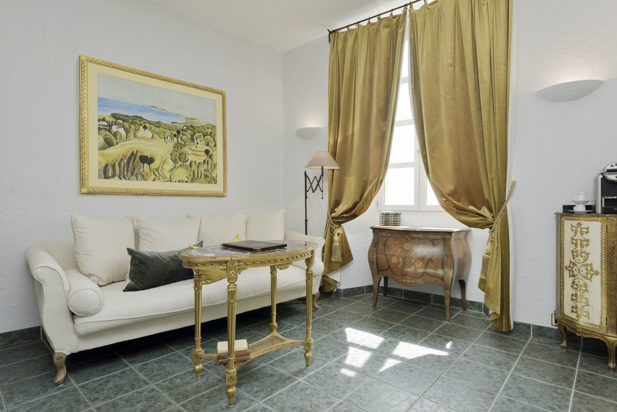 Château Le Cagnard - Junior Suite